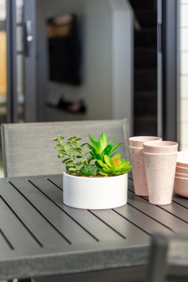 Riccarton 2 Bed 1 Bath W/Garage Apartman Christchurch Kültér fotó