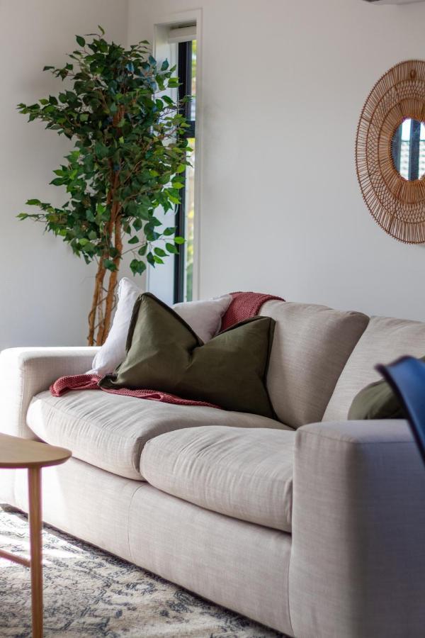 Riccarton 2 Bed 1 Bath W/Garage Apartman Christchurch Kültér fotó